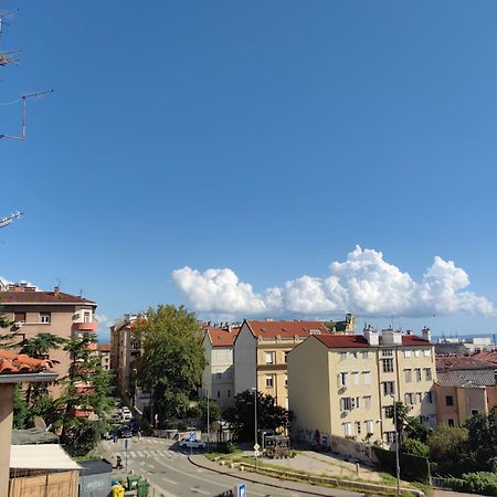 '2R' City Center Holidays And Workstays Rijeka Exterior photo
