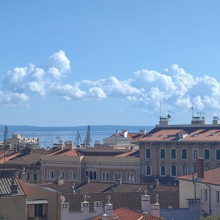 '2R' City Center Holidays And Workstays Rijeka Exterior photo